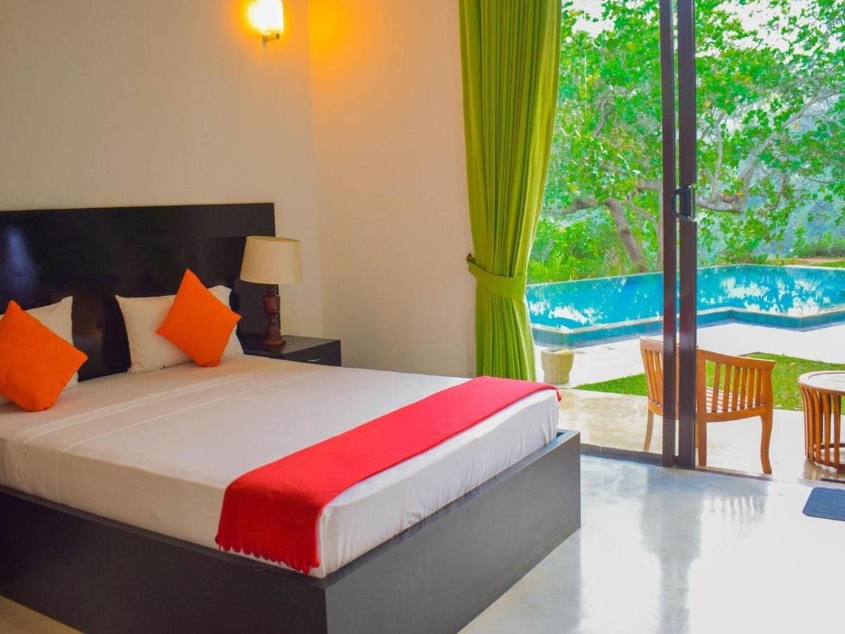 Hotel Aqua Exotica Wellness Retreat Gampola Exterior foto